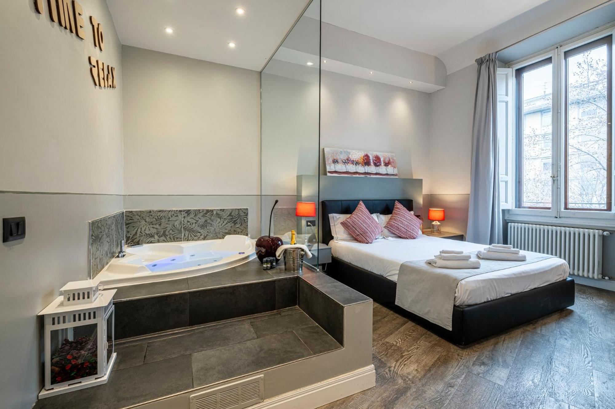 Cherubini Palace Thematic Apartment Florencia Exterior foto