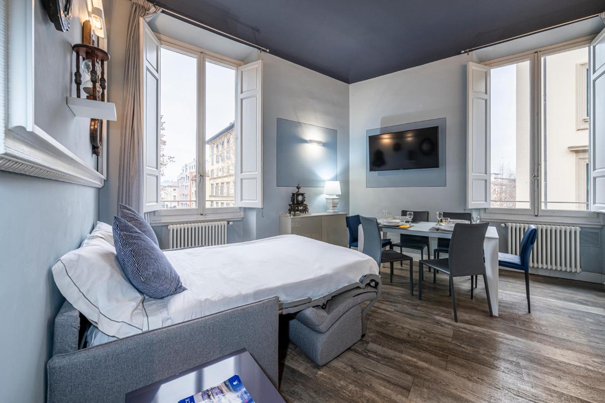 Cherubini Palace Thematic Apartment Florencia Exterior foto