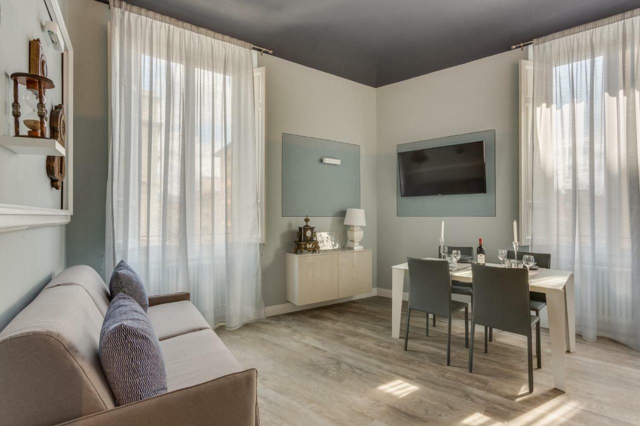 Cherubini Palace Thematic Apartment Florencia Exterior foto