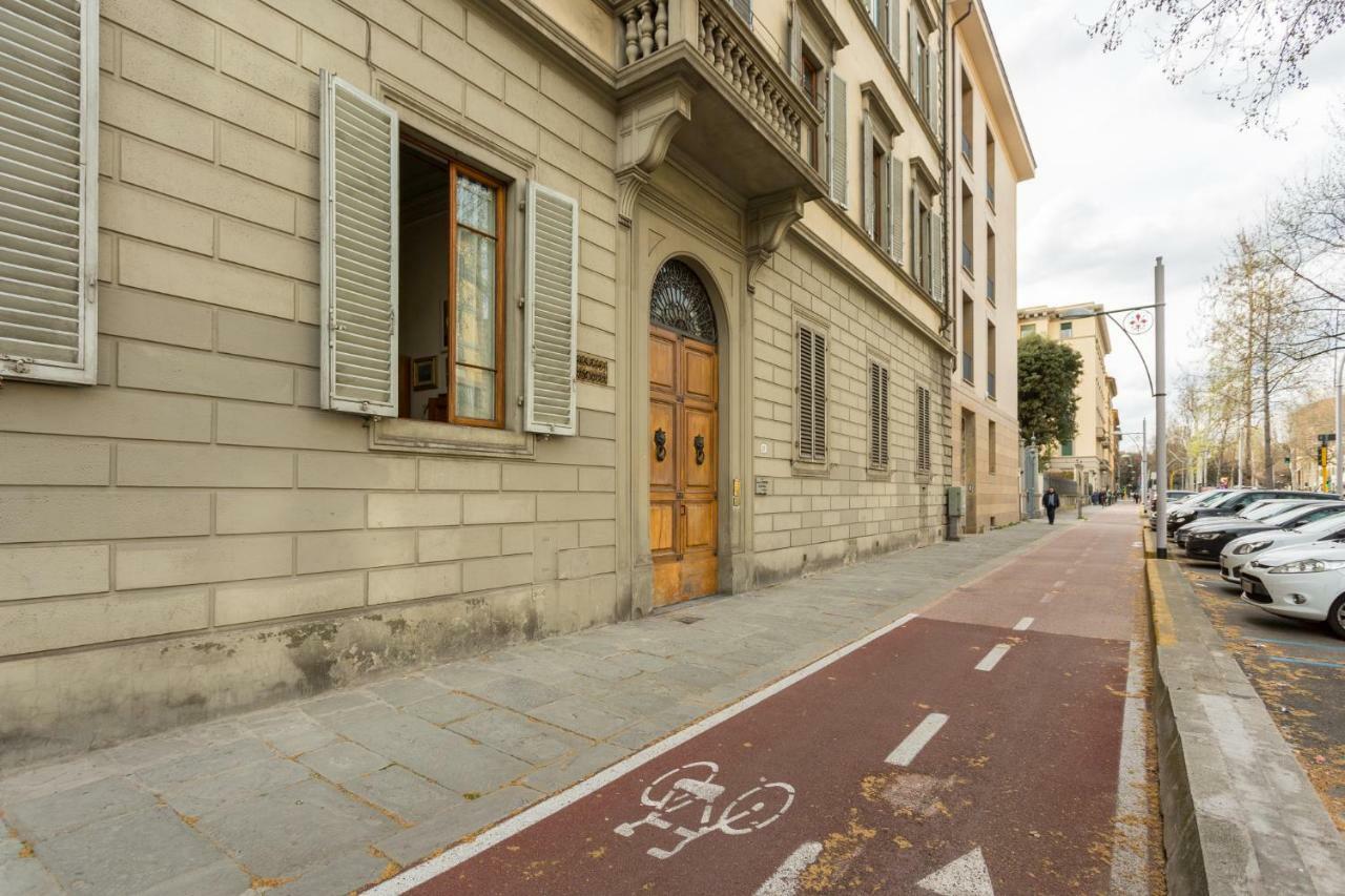 Cherubini Palace Thematic Apartment Florencia Exterior foto